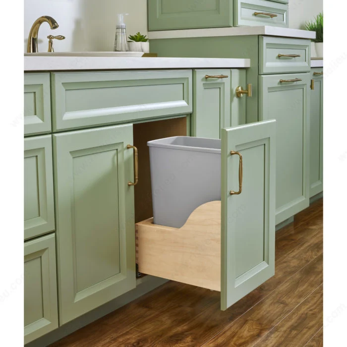 Centre de recyclage simple Rev-A-Shelf