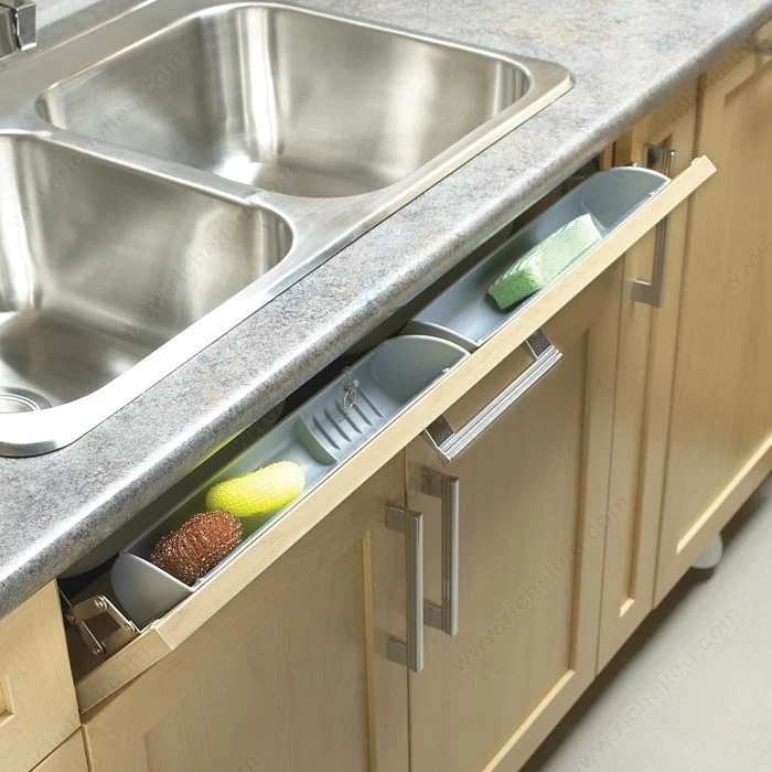 Paniers moulés de Rev-A-Shelf