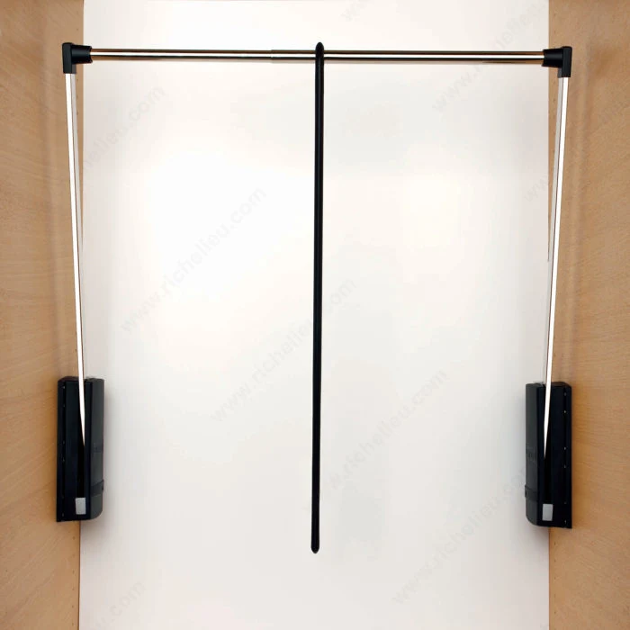 Tringle escamotable pour garde-robe LOGO