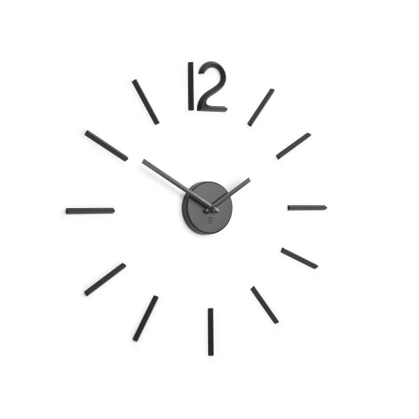 Horloge murale en métal noire