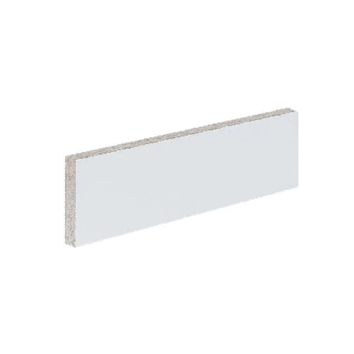 Bande de coup de pied pour armoire de cuisine Blanche 96 L x 4 3/4 H po