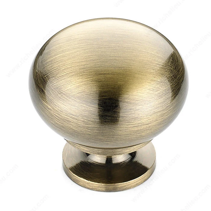 Bouton traditionnel en laiton - 4923
