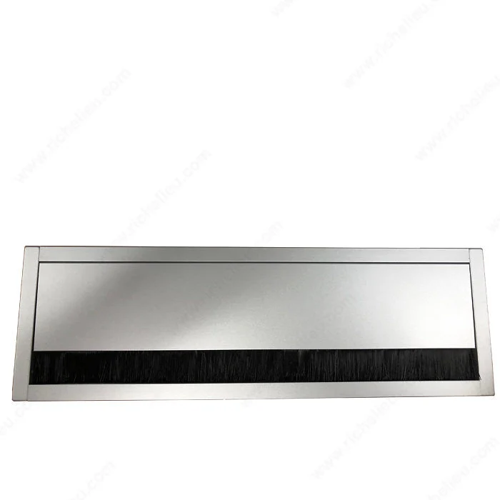 Passe-fils d'aluminium rectangulaire muni d'une brosse